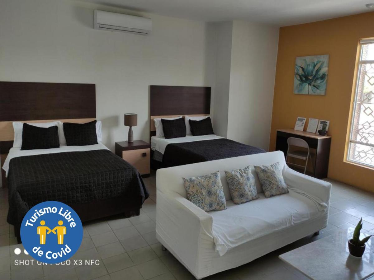Hotel Del Bosque Торреон Экстерьер фото
